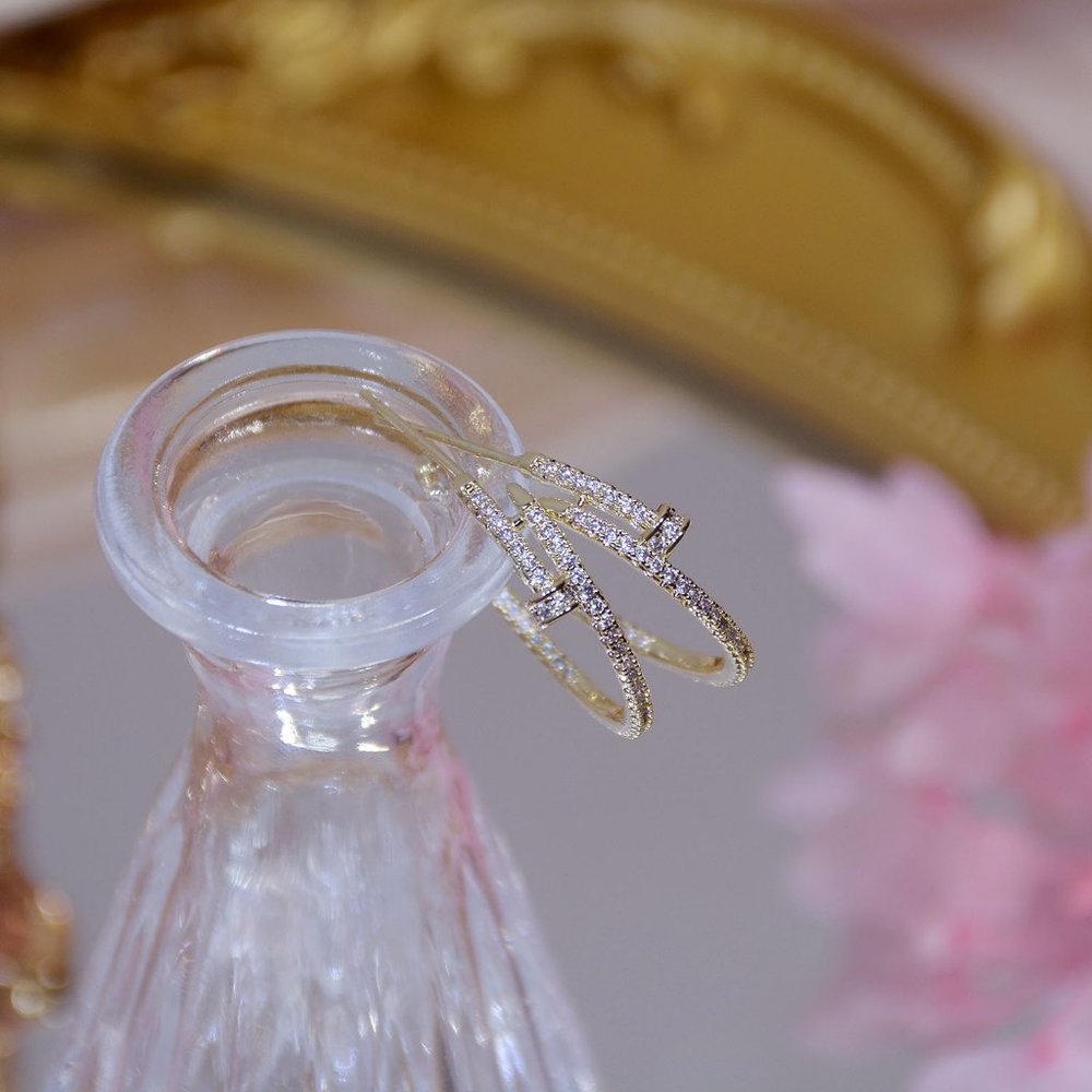 NEW 14K Gold Plated Round Diamond Nail Hoop Earrings - Picture 8 of 11